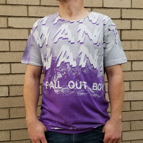Fall Out Boy Mania Album Logo Official Band T-Shirt NEW - Picture 1 of 5
